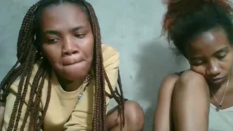 Snapshot of sasivia08 chatting on February 3, 6:22 am sasivia08 online show from February 3, 6:22 am