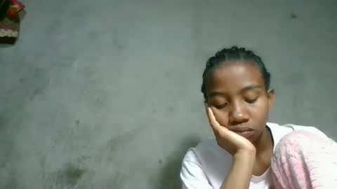 Snapshot of sasivia08 chatting on February 10, 6:56 pm sasivia08 online show from February 10, 6:56 pm