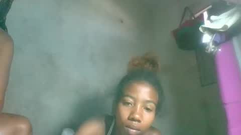 Snapshot of sasivia08 chatting on February 25, 5:39 am sasivia08 online show from February 25, 5:39 am