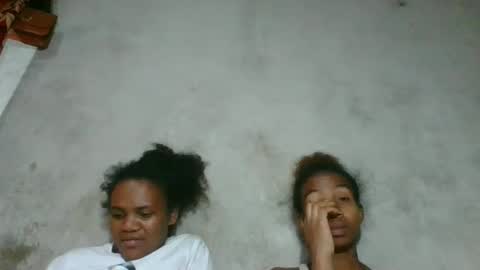 sasivia08 online show from March 5, 8:05 pm