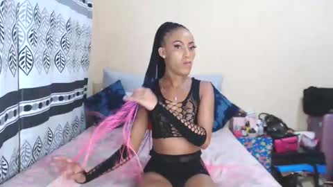 Snapshot of sassy_kylie26 chatting on February 9, 5:11 pm Kylie online show from February 9, 5:11 pm