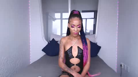 Snapshot of sassy_kylie26 chatting on March 3, 6:26 am Kylie online show from March 3, 6:26 am