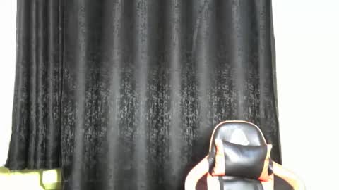 sassy_lyne online show from December 15, 11:14 am