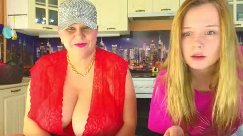 sassy_seasons online show from February 17, 11:13 am