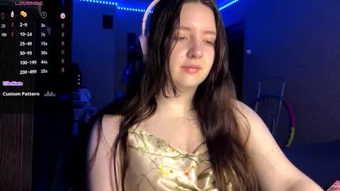 Snapshot of sassy_touch_heat_x3 chatting on October 8, 5:10 pm Marmulka or Mary online show from October 8, 5:10 pm