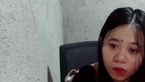 Snapshot of sassygurllll chatting on December 23, 12:19 pm sassygurllll online show from December 23, 12:19 pm