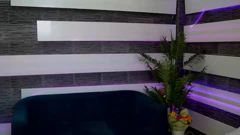 Snapshot of sassyivana chatting on June 26, 12:09 pm SassyIvana online show from June 26, 12:09 pm