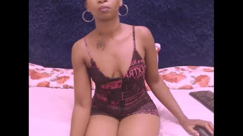 sasyylissaa online show from December 9, 6:57 pm