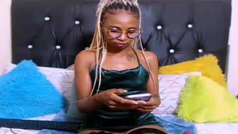 sasyylissaa online show from March 19, 5:06 pm