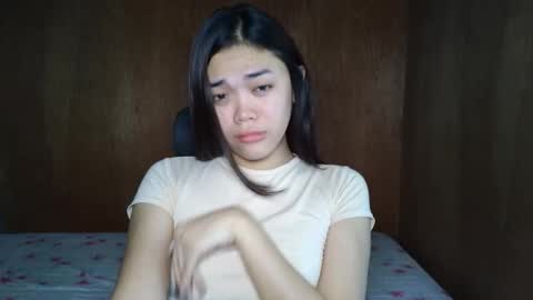 Snapshot of saszzyyumiie chatting on October 12, 2:21 am saszzyyumiie online show from October 12, 2:21 am