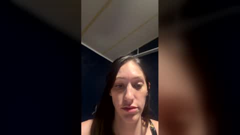 Snapshot of satindreamsxxx chatting on April 9, 4:12 am satindreamsxxx online show from April 9, 4:12 am