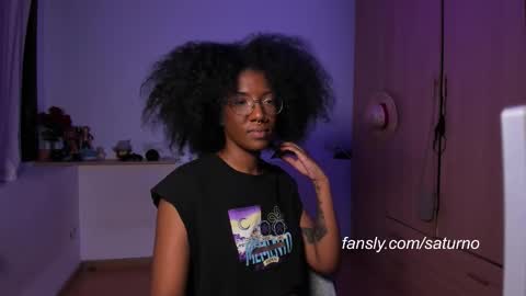 Snapshot of saturno_vibes chatting on September 10, 8:25 am saturno_vibes online show from September 10, 8:25 am