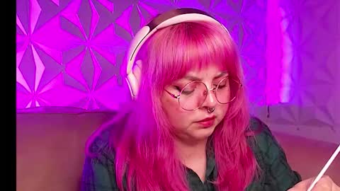 Gina George online show from February 13, 12:17 am