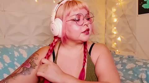 Gina George online show from June 27, 11:21 pm