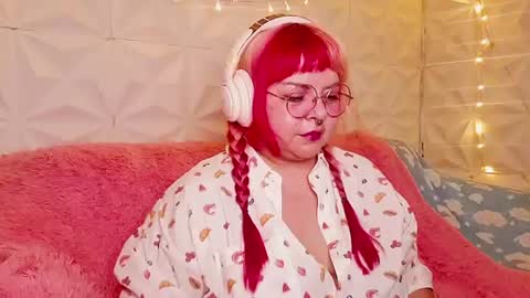 Gina George online show from July 9, 12:48 am
