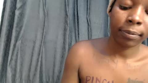 Snapshot of sauce_pety chatting on February 10, 4:00 pm pety online show from February 10, 4:00 pm