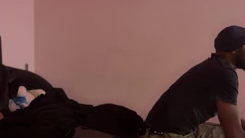 saucedtuff95 online show from March 23, 7:34 am