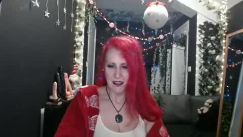 SaucySky online show from December 25, 9:11 pm