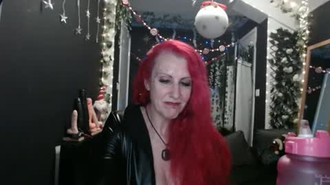SaucySky online show from December 29, 3:11 am