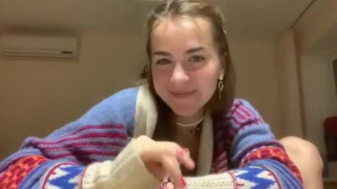 Snapshot of saundrayeeloy chatting on September 12, 6:08 pm Martha online show from September 12, 6:08 pm