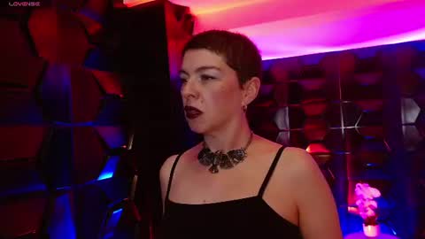 lilith online show from July 7, 3:31 am