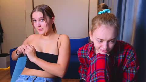 Snapshot of sav_anna chatting on December 30, 5:02 pm LUNA and ANNA    online show from December 30, 5:02 pm