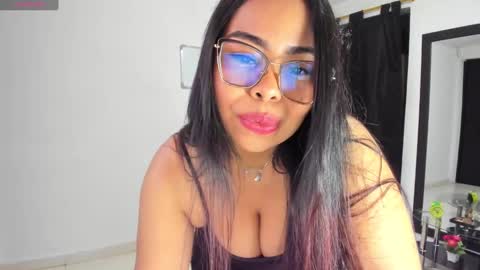 Snapshot of sava_lee chatting on February 7, 2:19 am Sava lee online show from February 7, 2:19 am