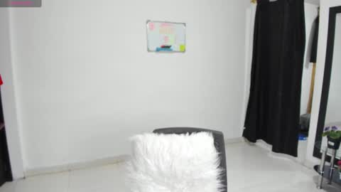 Snapshot of sava_lee chatting on February 12, 2:14 am Sava lee online show from February 12, 2:14 am