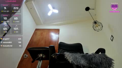 Snapshot of sava_lee chatting on March 7, 9:17 pm Sava lee online show from March 7, 9:17 pm