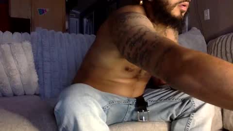 savagebullxxx online show from November 9, 3:27 am