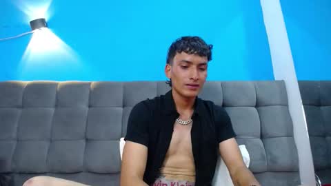 SavageLover  online show from October 17, 11:29 pm