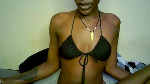 savagetonguee online show from May 4, 12:23 pm