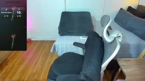 savanna13 online show from December 27, 10:12 am