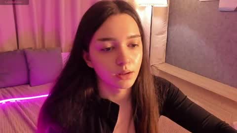 savannah_h online show from April 3, 3:21 pm