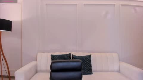 S a v a n n a h  online show from January 30, 12:37 pm