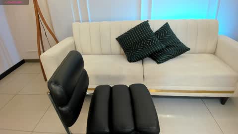 S a v a n n a h  online show from February 1, 12:16 pm