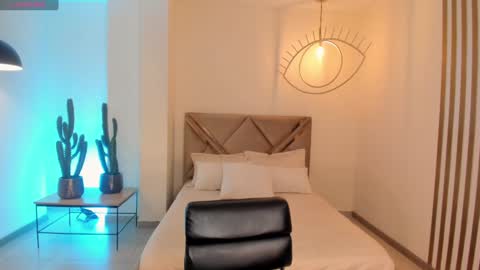 S a v a n n a h  online show from February 2, 12:35 pm