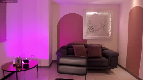 S a v a n n a h  online show from February 9, 2:07 pm