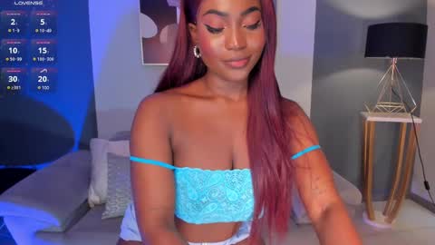 S a v a n n a h  online show from February 19, 3:49 pm