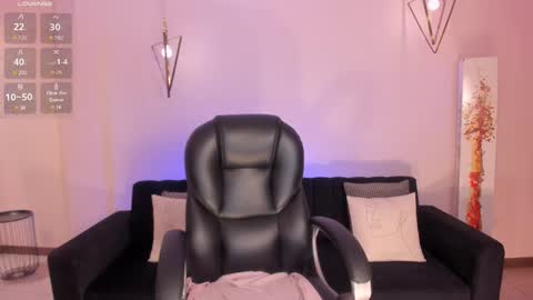 S a v a n n a h  online show from March 3, 6:22 pm