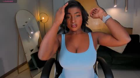 S a v a n n a h  online show from October 4, 1:42 pm