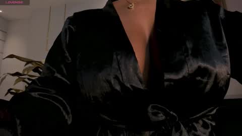 S a v a n n a h  online show from October 28, 10:30 am