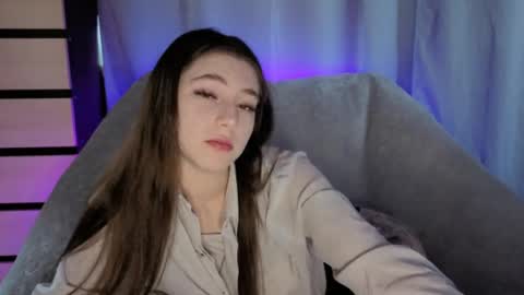 Sophie online show from May 9, 9:25 am