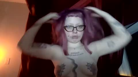 Snapshot of saviorsfeastxxx chatting on February 7, 2:04 am GG online show from February 7, 2:04 am