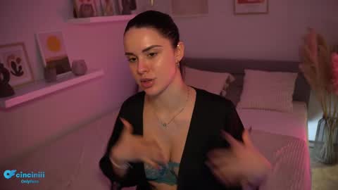 Snapshot of savvage_play chatting on February 26, 8:00 pm Naomi online show from February 26, 8:00 pm