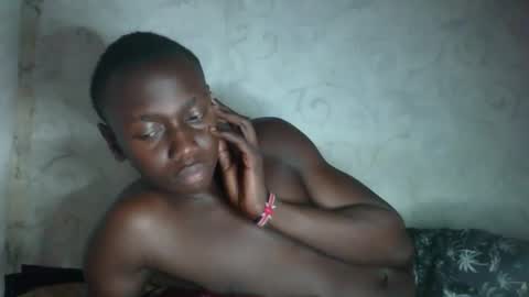 saylich online show from November 12, 3:29 am