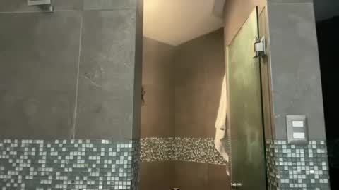 Good Girls Say Please...and Thank You online show from February 7, 8:42 pm