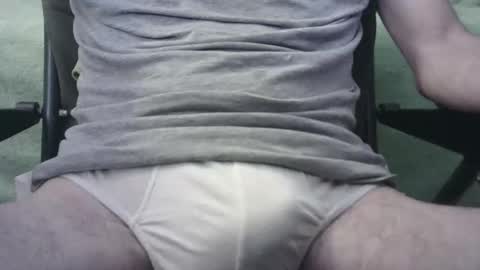 Snapshot of sbiru23 chatting on April 30, 6:25 pm Ben online show from April 30, 6:25 pm