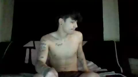 Snapshot of scar2343 chatting on November 27, 11:12 am scar2343 online show from November 27, 11:12 am