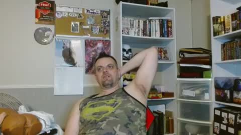 Snapshot of scarecrow2wm chatting on February 22, 7:23 am Kent Clark online show from February 22, 7:23 am